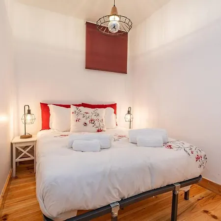 1 Bedroom Apartment - Tv Da Madalena 03-3